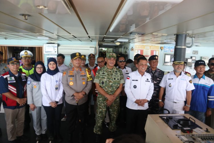 KAPOLDA KEPRI BERSAMA FORKOPIMDA PROVINSI KEPRI DAN KOTA BATAM TINJAU TIGA PELABUHAN DI BATAM JELANG ARUS MUDIK LEBARAN 1447 H / 2026