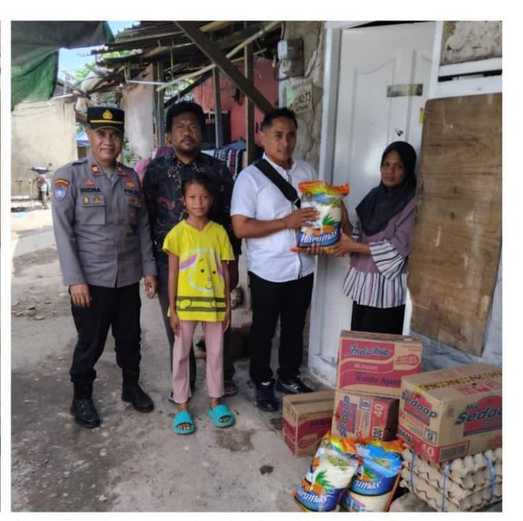 Kapolsek Lubuk Baja Berikan Tali Asih kepada Keluarga Korban Tenggelam di Tanjung Uma