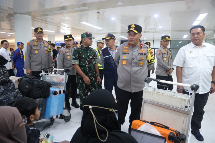 Operasi Ketupat Seligi 2026: Kapolda Kepri Tinjau Pos Pelayanan Terpadu Bandara Hang Nadim Batam