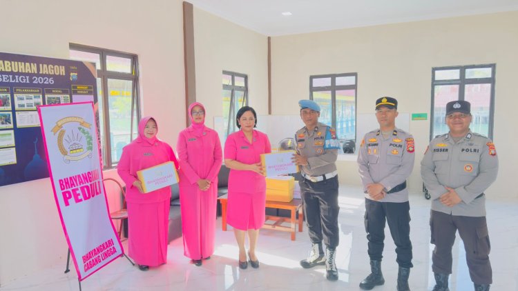 Ketua Bhayangkari Cabang Lingga Beri Motivasi Langsung ke Personel Ops Ketupat Seligi 2026