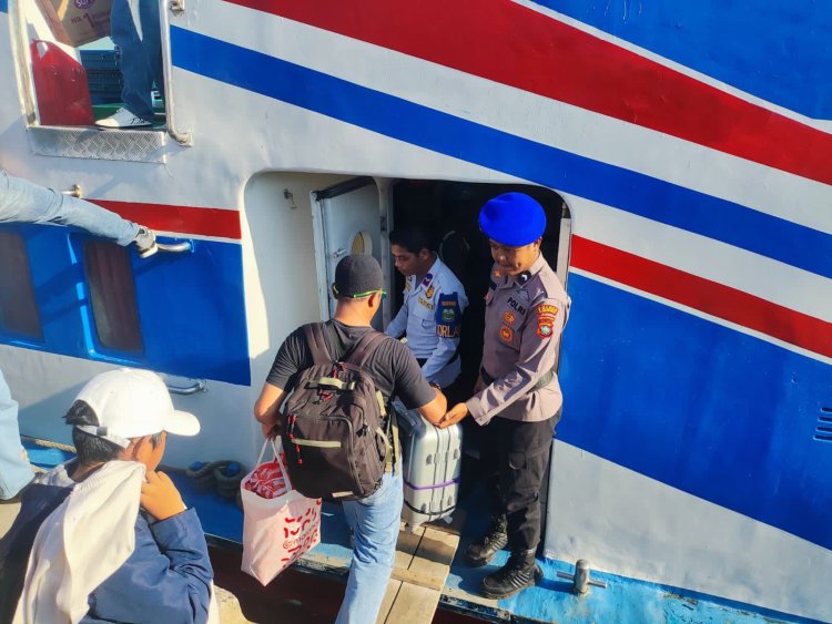 Operasi Ketupat Seligi 2026, Polre Lingga Jamin Keamanan Penumpang di Pelabuhan Jagoh