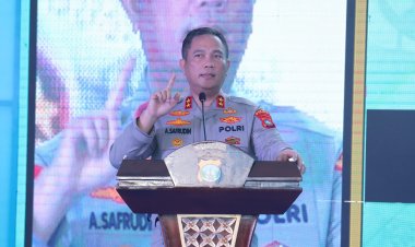 KAPOLDA KEPRI RESMIKAN RUSUN HOEGENG DAN FITNESS GYM A.S.93 DI POLRESTA BARELANG