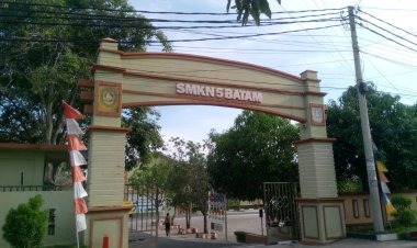 Miris! Dugaan Komersialisasi Aset Sekolah di SMKN 5 Batam, Nama Gubernur Ikut Terseret