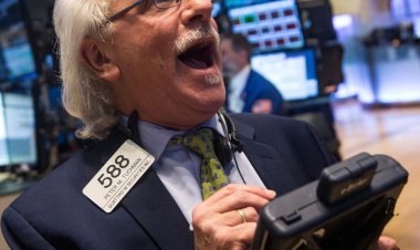 Fenomena "Revenge Buying" Saham Teknologi: Nasabah Retail Serbu Emiten AI Lokal
