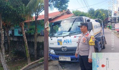 Hari Ke-83 Distribusi Air Bersih, Polsek Batu Ampar Pastikan Penyaluran bagi Warga Terdampak Berjalan Optimal