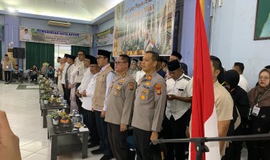 Polsek Batam Kota Kawal Ketat Pelepasan Jamaah Haji Embarkasi Batam 1447 H Berjalan Aman dan Lancar