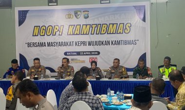 Melalui Ngopi Kamtibmas, Korbinmas Baharkam Polri Ajak Warga Bengkong Laut Jaga Keamanan Lingkungan