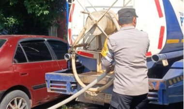 Monitoring Hari ke-90, Polsek Batu Ampar Pastikan Distribusi Air Bersih Berjalan Optimal bagi Warga Terdampak