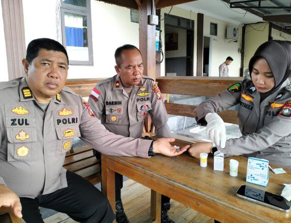 Dokkes Polres Lingga Lakukan Monitoring Kesehatan Personel Secara Berkala