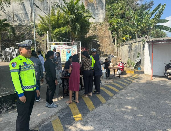 POLDA KEPRI DAN JAJARAN HADIR BERI RASA AMAN IBADAH JUMAT AGUNG 2026, STERILISASI GEREJA BERJALAN MAKSIMAL