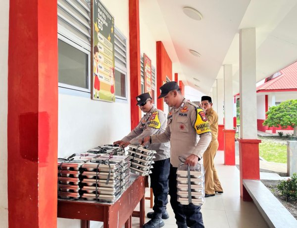 2.178 Penerima Manfaat Terima MBG, Polsek Dabo Singkep Pastikan Aman dan Tepat Sasaran