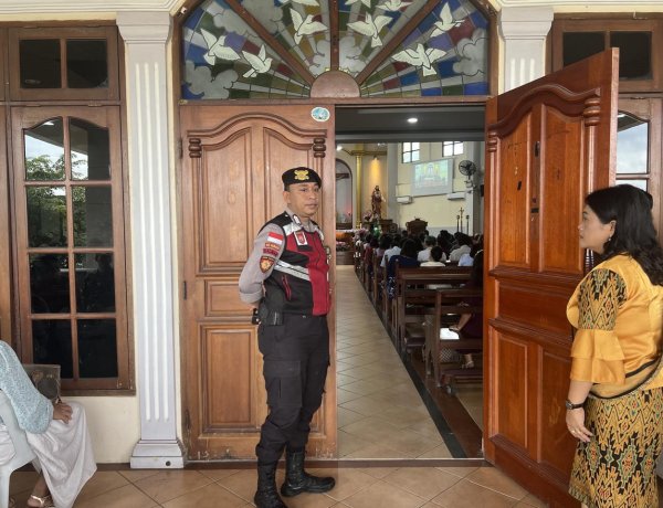 Polsek Bengkong Gelar Minggu Kasih Kamtibmas di Gereja Impact Community, Perkuat Sinergi dengan Jemaat