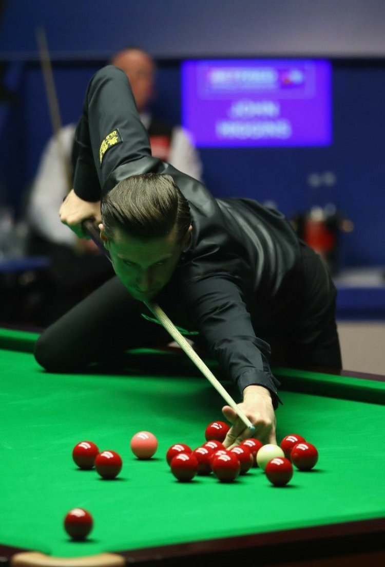 Rahasia Akurasi Para Juara: Menguasai Teknik "Stance" dan "Grip" dalam Permainan Biliar