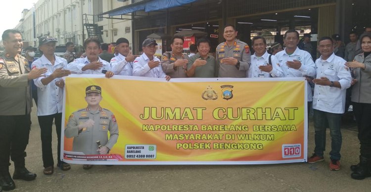 Kapolresta Barelang Dengar Saran hingga Keluhan Warga Bengkong lewat Jumat Curhat