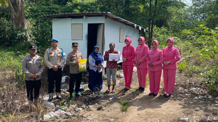 Jumat Berkah Polsek Meral Polres Karimun di Kelurahan Darussalam