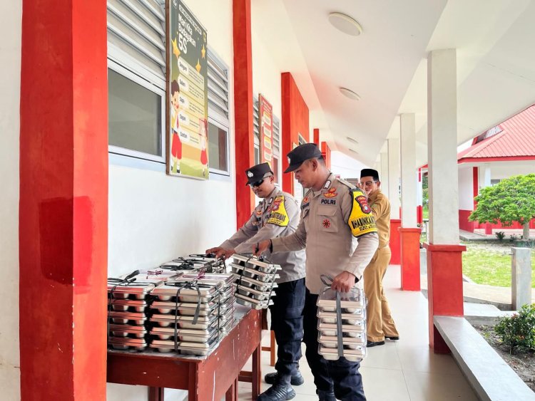 2.178 Penerima Manfaat Terima MBG, Polsek Dabo Singkep Pastikan Aman dan Tepat Sasaran