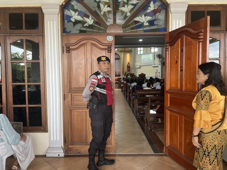 Polsek Bengkong Gelar Minggu Kasih Kamtibmas di Gereja Impact Community, Perkuat Sinergi dengan Jemaat