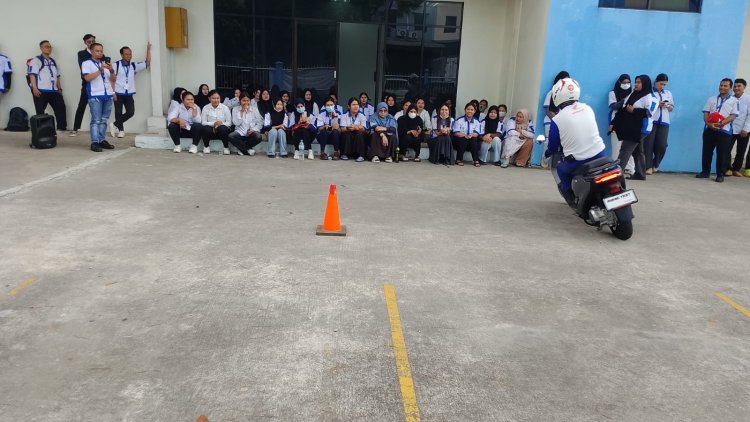 Kenali Ban Selip pada Motor dan Cara Mengantisipasinya di Jalan Raya