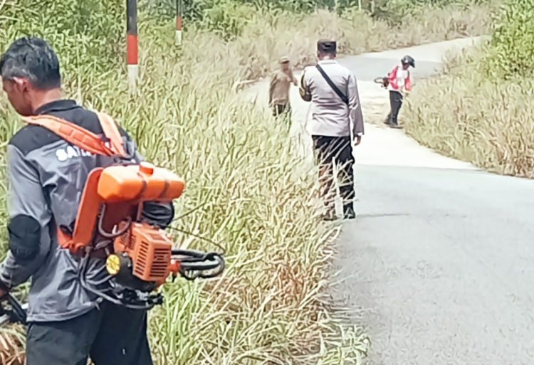 Wujudkan Desa ASRI, Bhabinkamtibmas dan Warga Bersatu