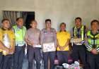 Polri Untuk Masyarakat: Kapolres Karimun Beri Tali Asih dan Dukungan Moril kepada Personel yang Sakit