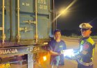 Satlantas Polresta Barelang Tindak Truck Trailer Tanpa Lampu Rem Demi Keselamatan Pengguna Jalan