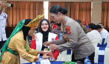 Kabid Humas Polda Kepri Hadiri Pelantikan Pengurus PWMOI Kepri, Perkuat Sinergi Media dan Kepolisian