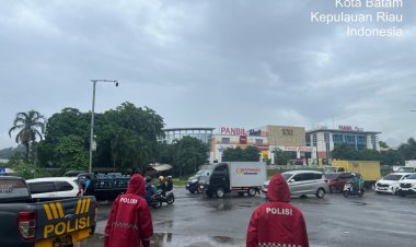 Sat Samapta Polresta Barelang Intensifkan Patroli Antisipasi Banjir dan Pohon Tumbang Usai Hujan Deras