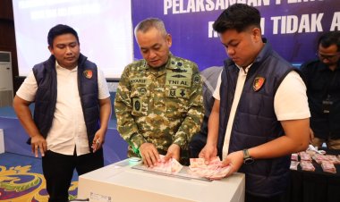 Dukung Stabilitas Ekonomi Nasional, Ka Kuwil Kodaeral IV Hadiri Pemusnahan Uang Rupiah Tidak Asli di Batam