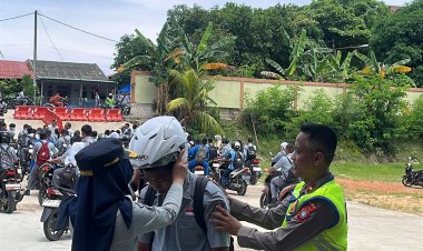 Polri Untuk Masyarakat: Ditlantas Polda Kepri Edukasi Pelajar SMKN 5 Batam tentang Keselamatan Berkendara