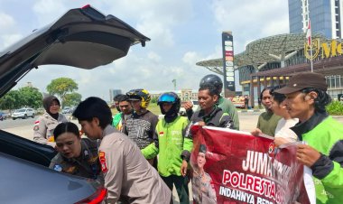 Polwan Polresta Barelang Gelar Jumat Berkah, Wujud Kepedulian Sosial Kepada Masyarakat Batam Kota