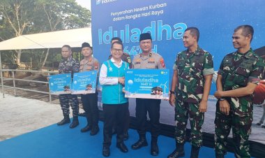 Polresta Barelang Terima Bantuan Hewan Qurban dari PLN Batam untuk Disalurkan kepada Masyarakat