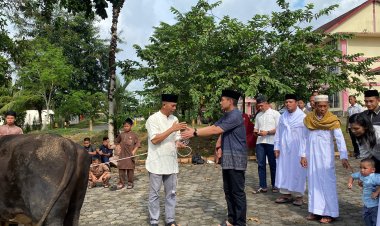 Rayakan Idul Adha, Polres Bintan Sembelih dan Distribusikan Hewan Kurban untuk Masyarakat