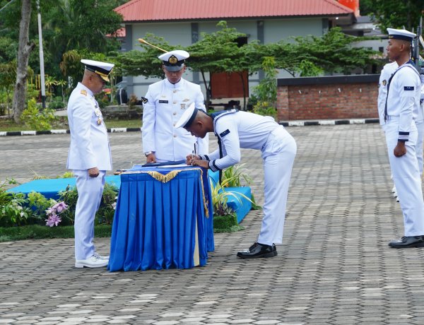 Cetak Prajurit Jalasena Tangguh, Satdik 1 Kodiklatal Tanjung Uban Gelar Pelantikan dan Penyumpahan Dikmata TNI AL XLVI