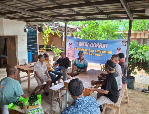 Polsek Batu Ampar Gelar Jumat Curhat Kamtibmas, Ajak Warga Batu Merah Jaga Keamanan Lingkungan
