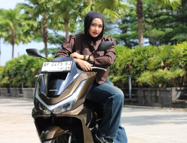 Honda PCX160 Hadir di Kepri, Tawarkan Gaya Hidup Premium dan Teknologi Modern
