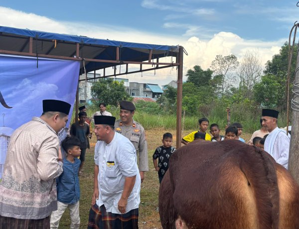 Bupati Bintan Hadiri Shalat Idul Adha di Masjid Jami'al Hidayah, Polres Bintan Pastikan Kegiatan Aman dan Kondusif