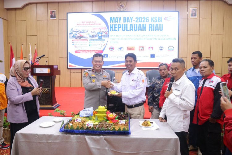 Polda Kepri Perkuat Edukasi Hak Buruh dan Keselamatan Lalu Lintas di Peringatan May Day 2026