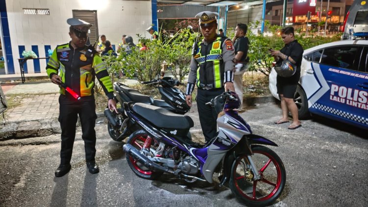 Patroli Malam Satlantas Polresta Barelang Tindak Tegas 35 Kendaraan Berknalpot Brong