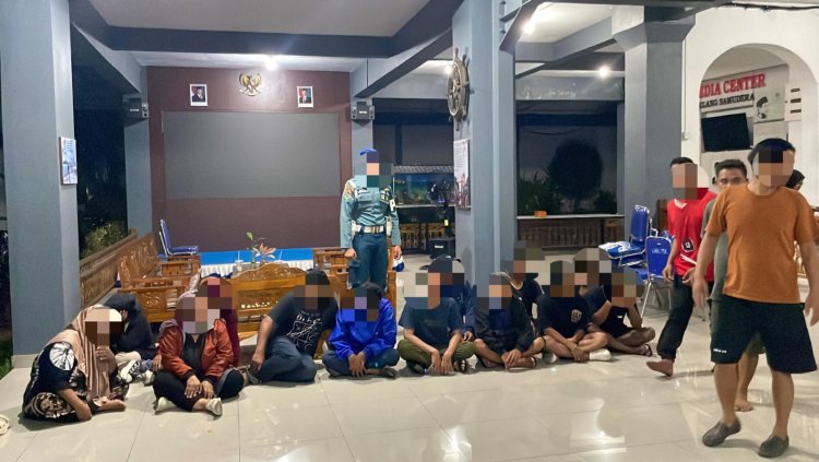 TNI AL Gagalkan Penyelundupan Manusia, 14 PMI Non Prosedural Diamankan di Perairan Karimun