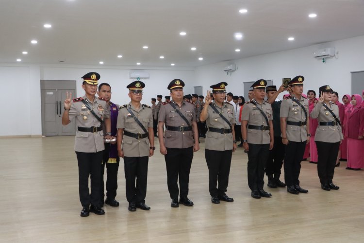 Kapolresta Barelang Pimpin Sertijab Kabagren dan Kapolsek Jajaran Serta Pelantikan Kapolsek Kawasan Bandara Hang Nadim