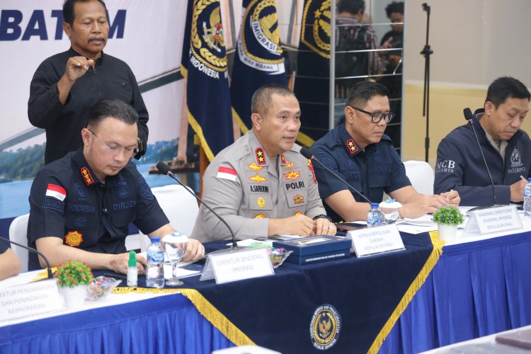 210 WNA Terduga Pelaku Online Scam Internasional Digerebek di Batam, Kapolda Kepri Tegaskan Perang terhadap Kejahatan Siber