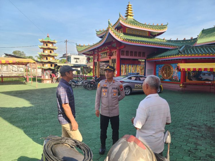 Polres Lingga Hadir Berikan Rasa Aman di Perayaan HUT Klenteng Cetiya Dharma Ratna