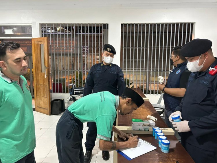 Rutan Batam Gandeng Aparat Gabungan Razia Kamar Hunian, Tegaskan Komitmen Perangi Narkoba dan Barang Terlarang