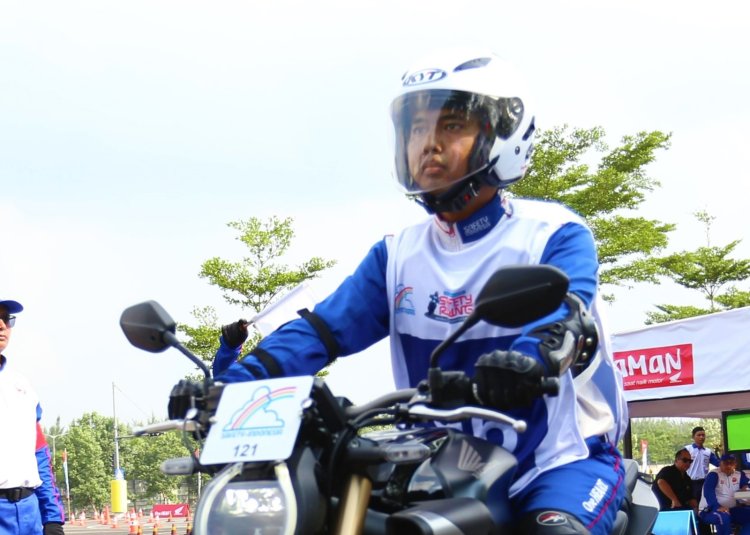 Tak Sekadar Gaya, Pengendara Wajib Pahami Standar Helm SNI demi Keselamatan