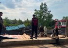 Patroli Daerah Rawan Bencana, Polsek Daik Lingga Tingkatkan Kesiapsiagaan dan Imbau Masyarakat Tetap Waspada