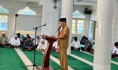Pengamanan Humanis Polres Lingga Iringi Kepulangan Jemaah Haji dari Tanah Suci