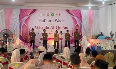 Polres Lingga Dukung Lahirnya Generasi Qur’ani Melalui Wisuda Al-Qur’an SDIT Insan Cendekia