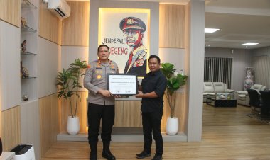 Polresta Barelang Terima Penghargaan dari Grab Indonesia atas Profesionalisme Penanganan Perkara Warga Negara Asing