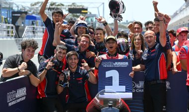 Pebalap Binaan Astra Honda Cetak Sejarah Terkencang di Estoril