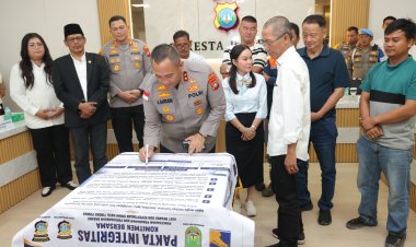 Kapolda Kepri Perkuat Komitmen Bersama Pemko Batam dan Pengusaha Scrap Cegah Pencurian Fasilitas Umum